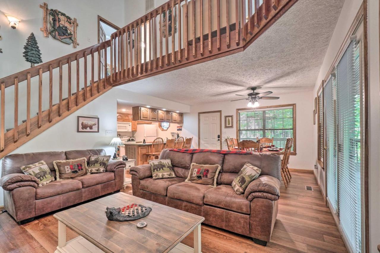 Picturesque Pigeon Forge Cabin With Mountain Views Eksteriør bilde