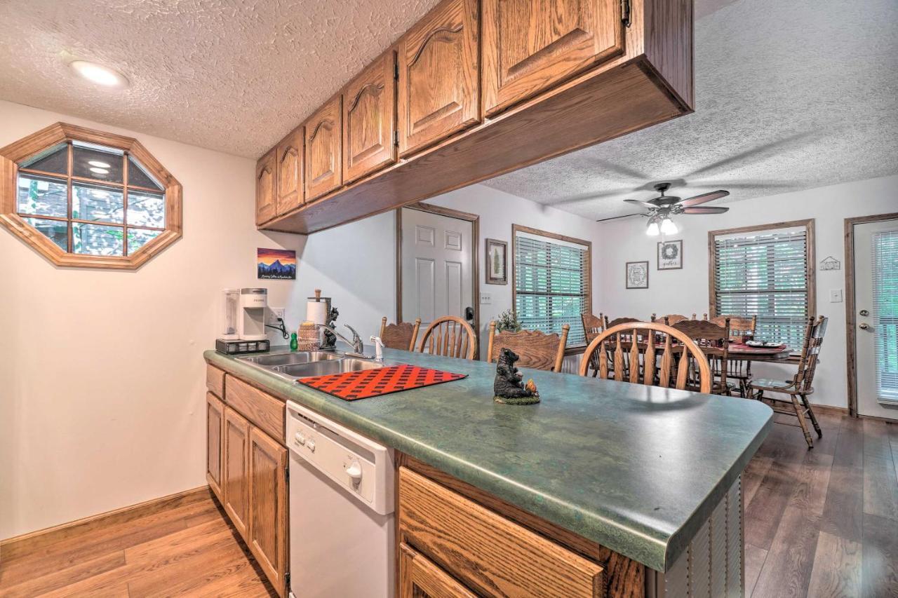 Picturesque Pigeon Forge Cabin With Mountain Views Eksteriør bilde