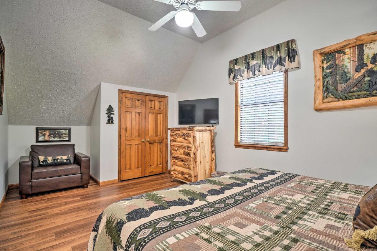 Picturesque Pigeon Forge Cabin With Mountain Views Eksteriør bilde