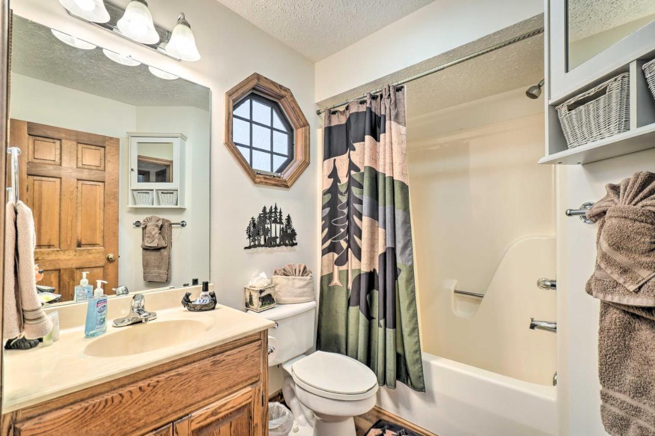 Picturesque Pigeon Forge Cabin With Mountain Views Eksteriør bilde