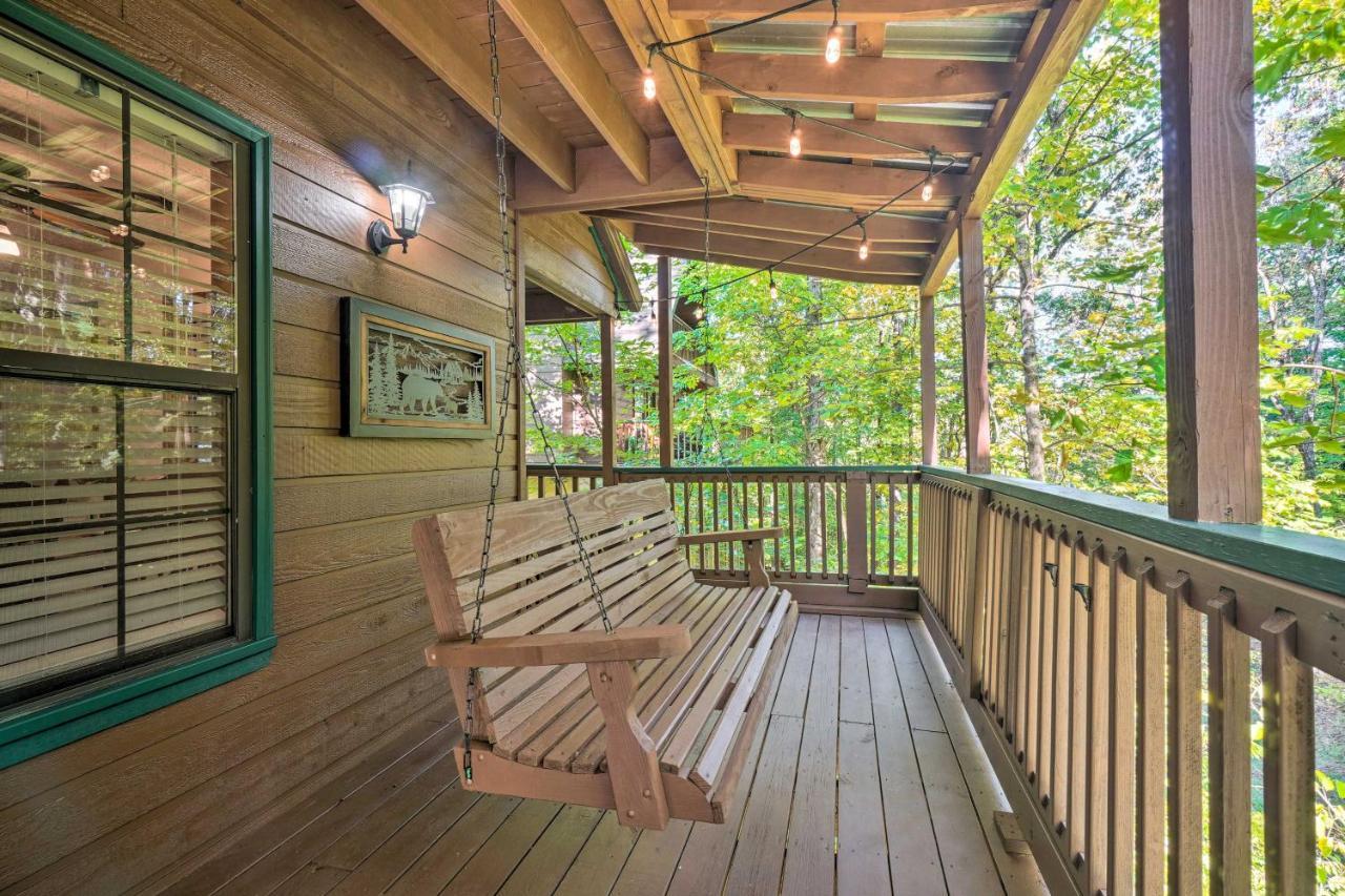 Picturesque Pigeon Forge Cabin With Mountain Views Eksteriør bilde