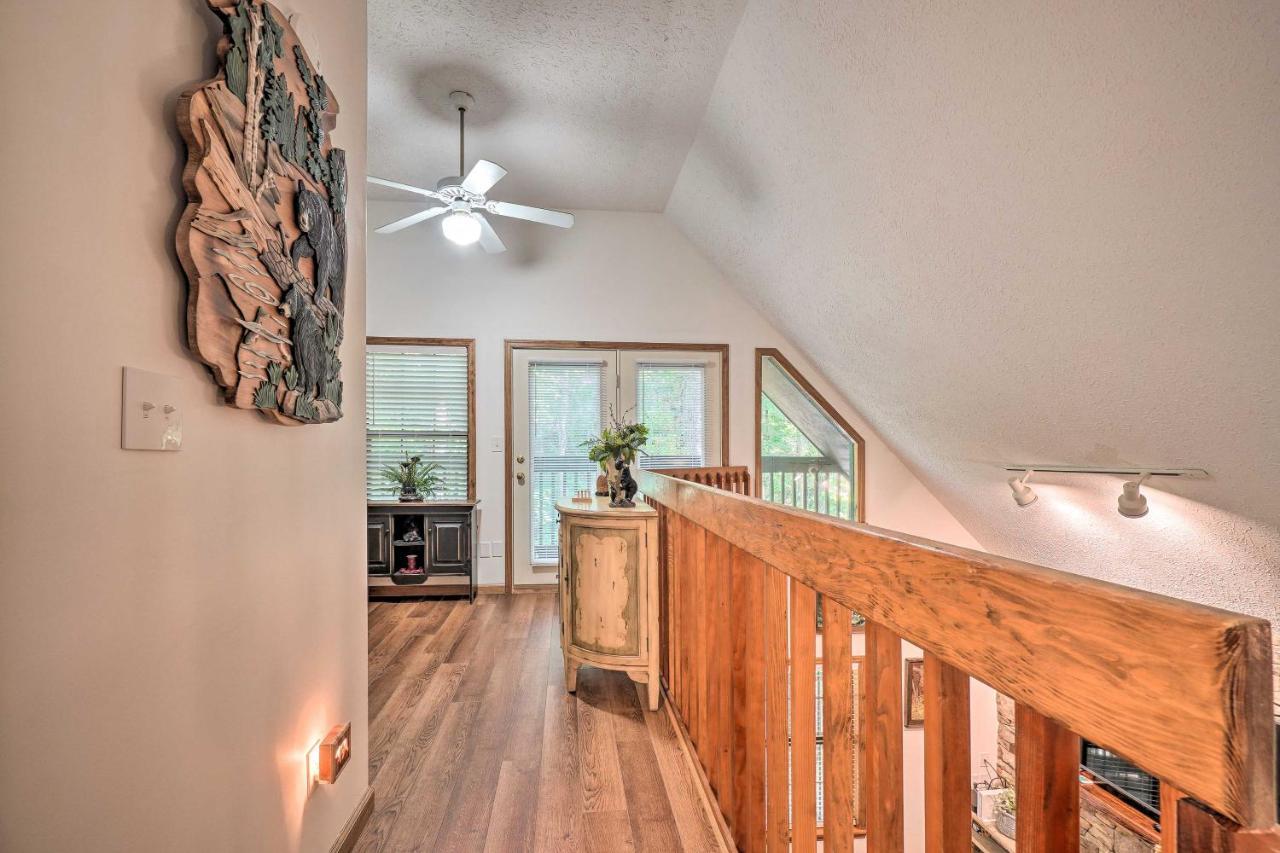 Picturesque Pigeon Forge Cabin With Mountain Views Eksteriør bilde